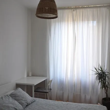 Quevedo 2 - Centrico Y Totalmente Equipado- Toallas, Wifi Y Mucho Mas * Leão